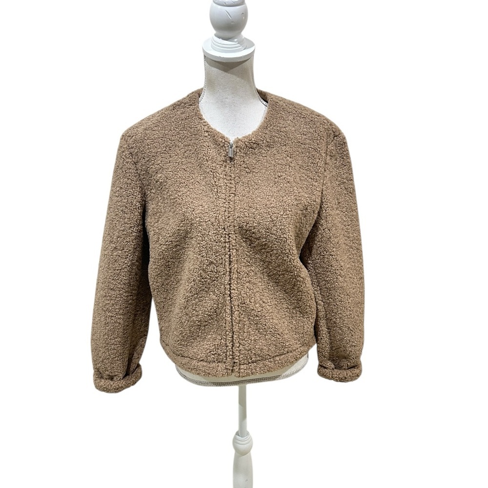Nwot Theory Tan Teddy Sherpa collarless zip up Jacket size medium
